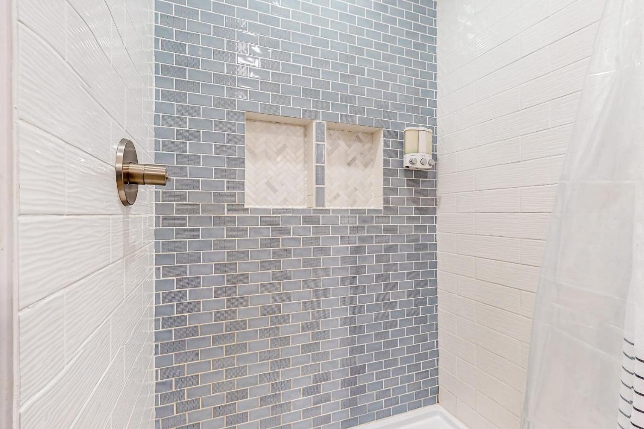 Отель Coastal Haven - Unit C - Downstairs Килл-Девил-Хиллз Экстерьер фото